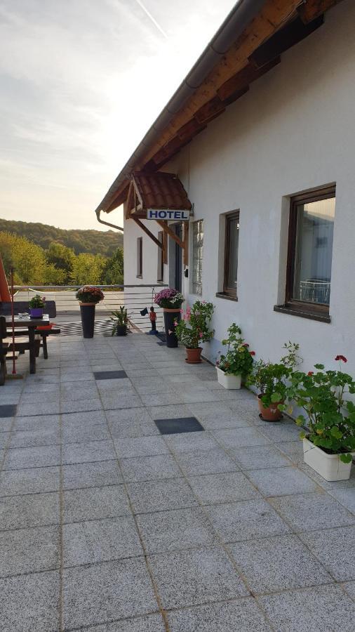 Mainstern Hotel Schonungen Exterior foto